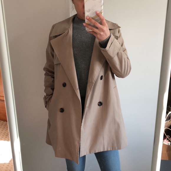 Oversized Trench Coat - Picture 4 of 8